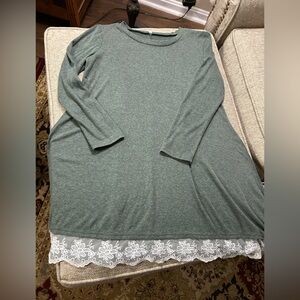 Flowy heather green 3/4 sleeve tunic